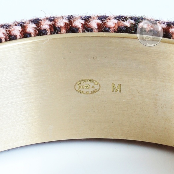 Chanel Bracelet Bangle 13A Pink Multicolor Tweed Knit with Gold CC Logo in Box - Picture 12 of 14